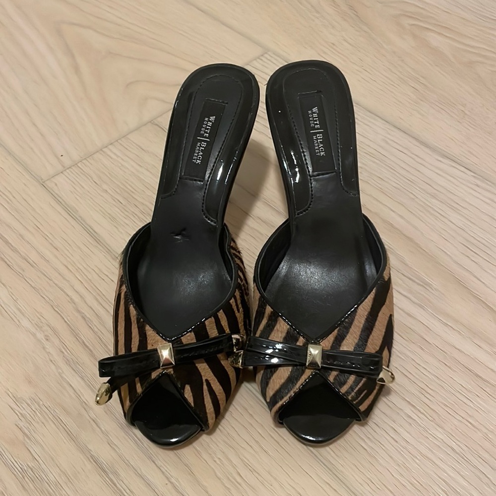 White House Black Market Zebra Peep Toe Heel